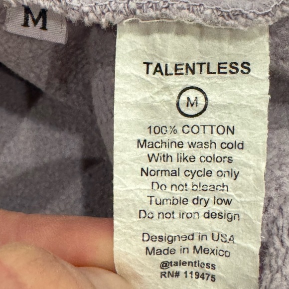 TALENTLESS Women's Purple Rain Pastel Airbrush Logo Sleeve Cotton Hoodie Medium - Picture 8 of 8